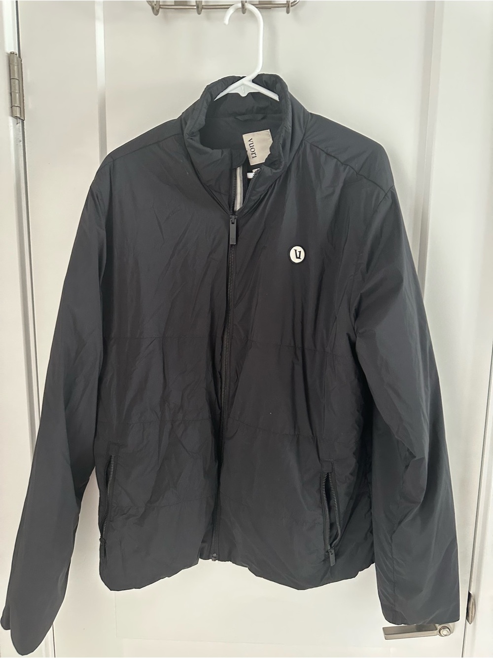 Vuori Men's Black Lightweight Packable Jacket - Men’s XL